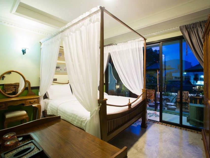 Hotel U 2*
