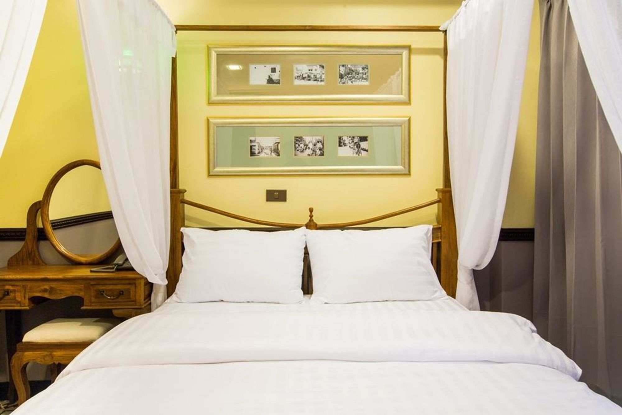 U Hotel